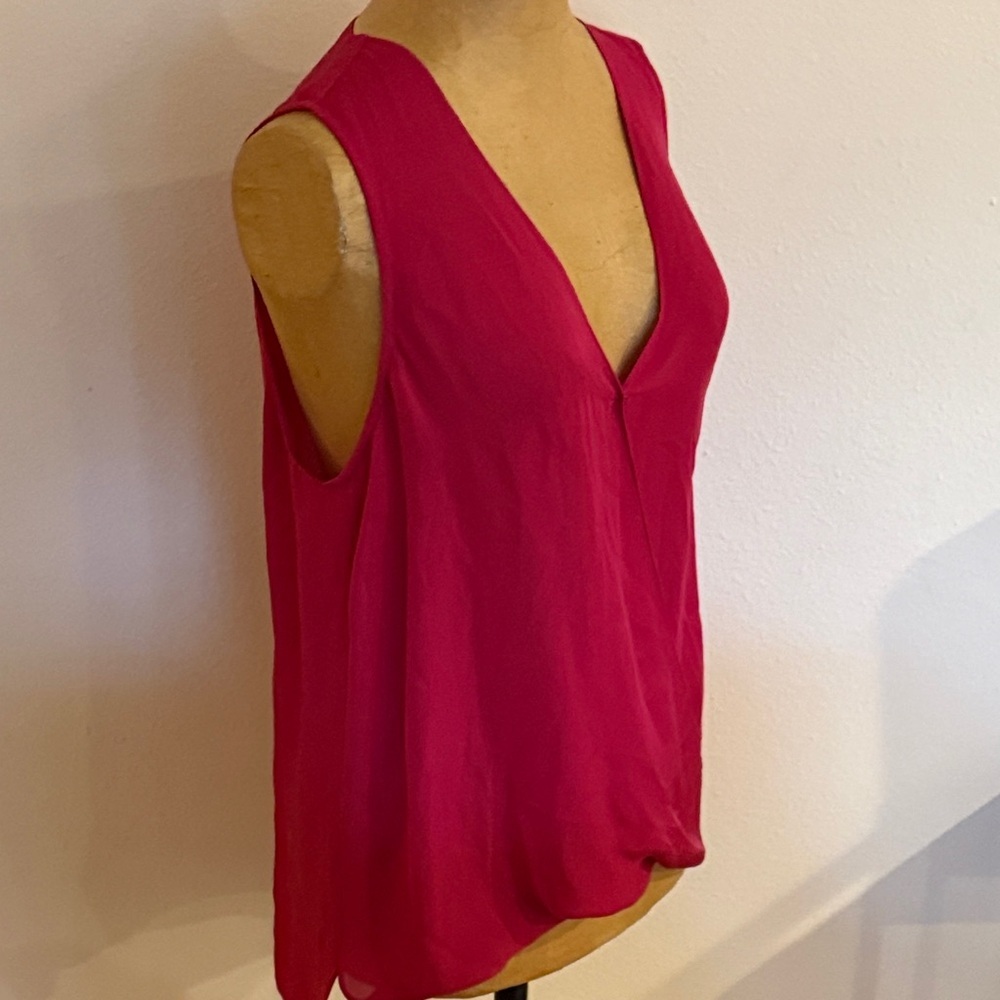 L’Agence sz L 100% silk Women's Sleeveless V-Neck tank Top Pink great condition - Picture 6 of 10